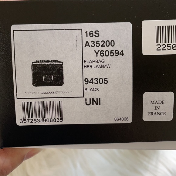 Rare CHANEL mini square chevron black lambskin bag - Picture 12 of 13